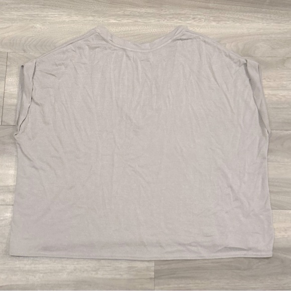 Wilfred T-shirt - Picture 2 of 2